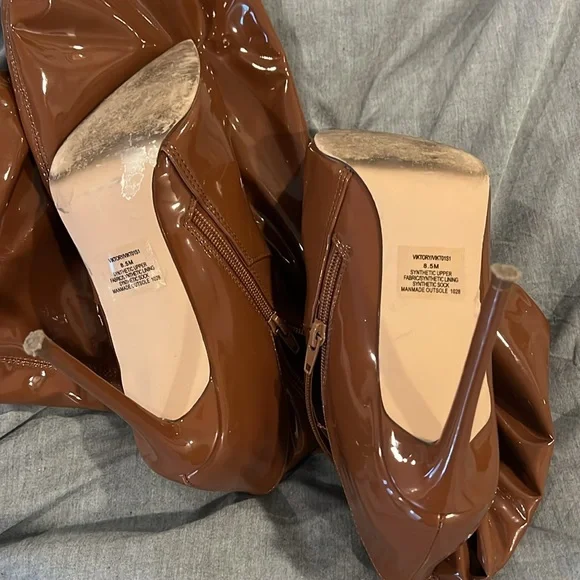 Steve Madden Kneehigh Boots - Picture 2 of 2